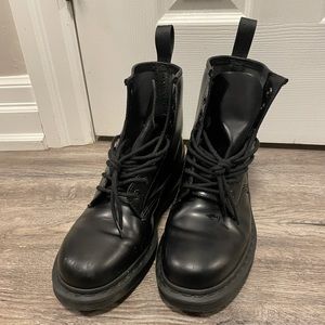 Men’s All black Doc Martens. Worn twice. Size 10!